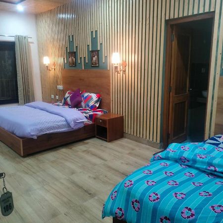 Starry Sky Hotel Joshīmath Extérieur photo