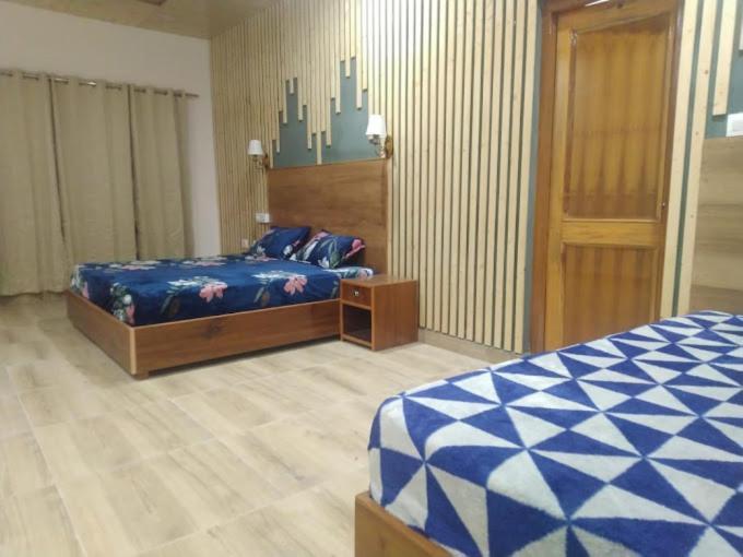 Starry Sky Hotel Joshīmath Extérieur photo